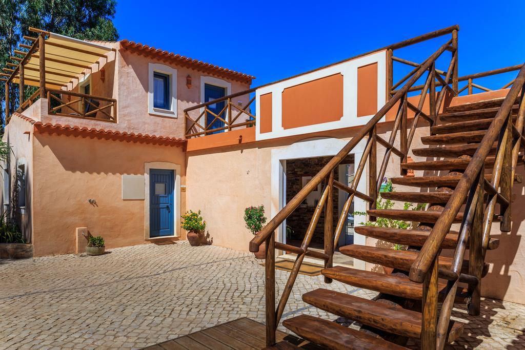 Monte Soalheiro Guest House ซัมบูเจย์ราโดมาร์ ภายนอก รูปภาพ