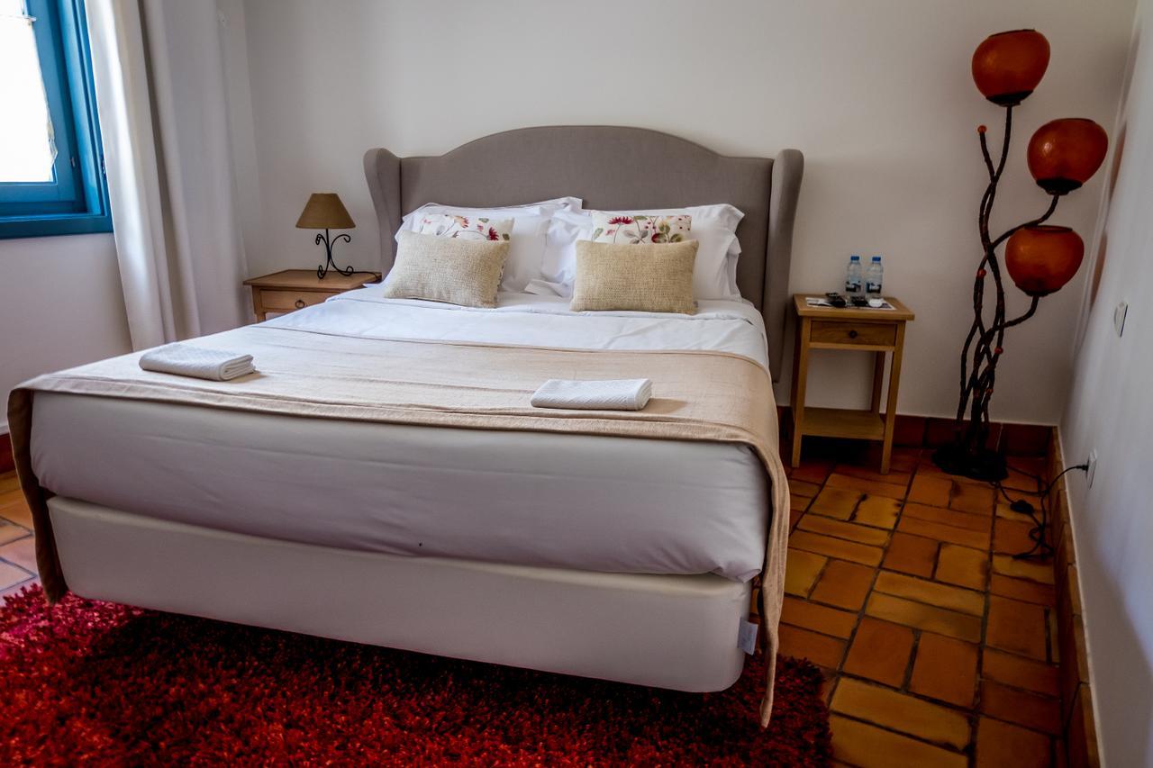 Monte Soalheiro Guest House ซัมบูเจย์ราโดมาร์ ภายนอก รูปภาพ