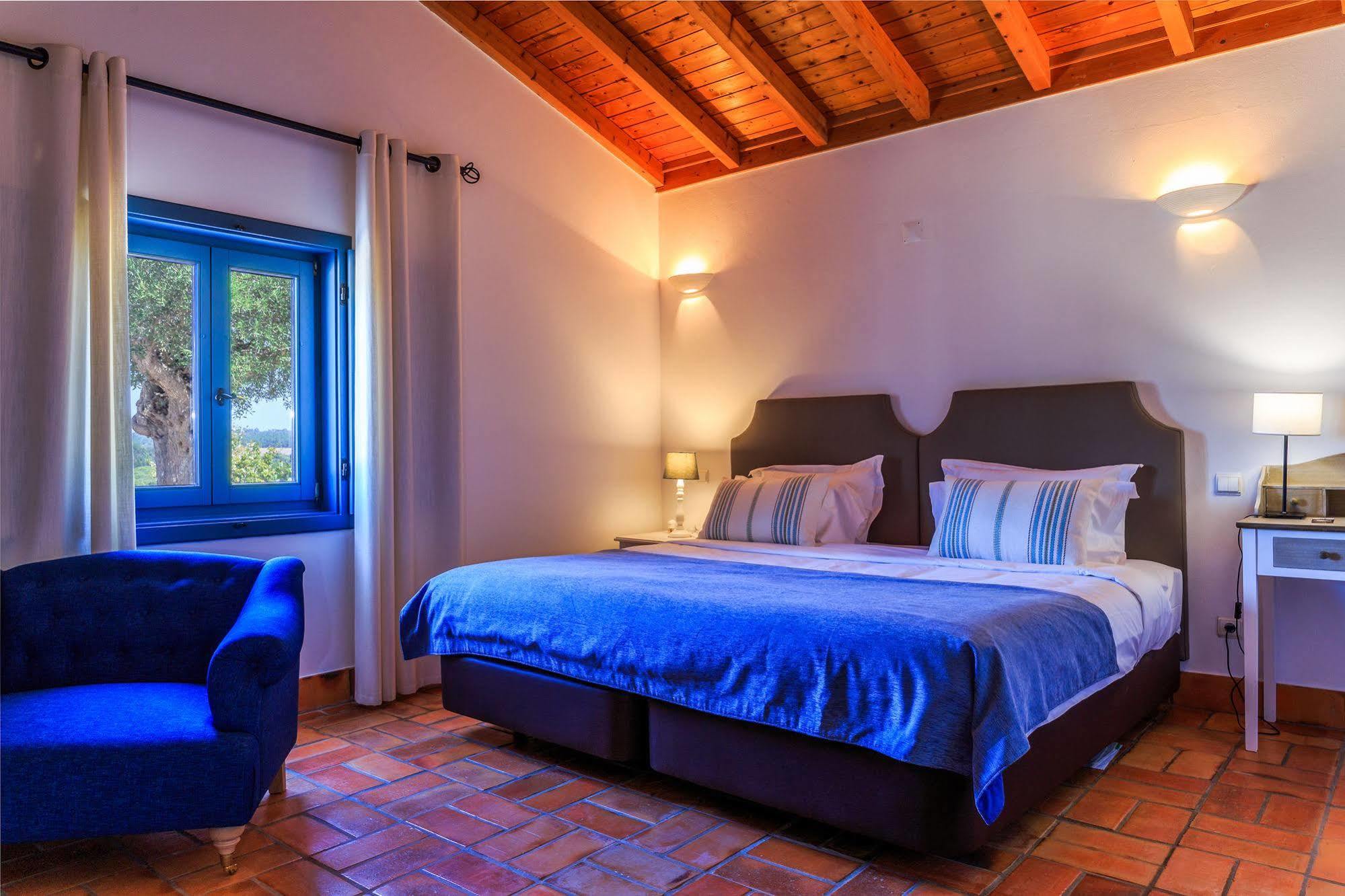 Monte Soalheiro Guest House ซัมบูเจย์ราโดมาร์ ภายนอก รูปภาพ